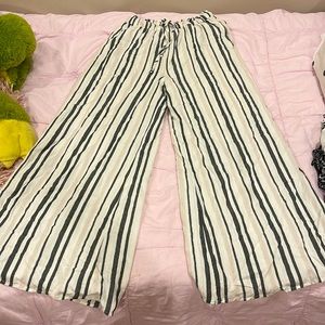 AE Long Pelouze pants (Grey, light Pink and White stripes) SIZE:Small